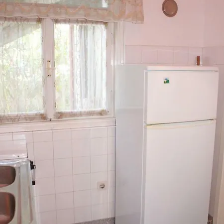 In 14992 Mali Lošinj